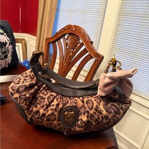 Leopard Print Women's Bag with Black Accents。SOLD